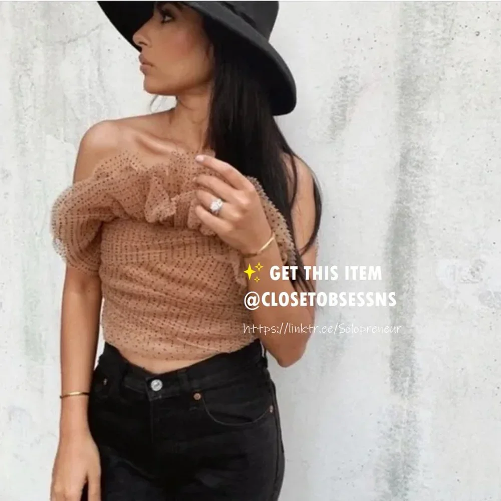 LAST ONE!!! BLOGGER FAVE!!! ZARA Ruffled Crop Top* - Picture 11 of 16